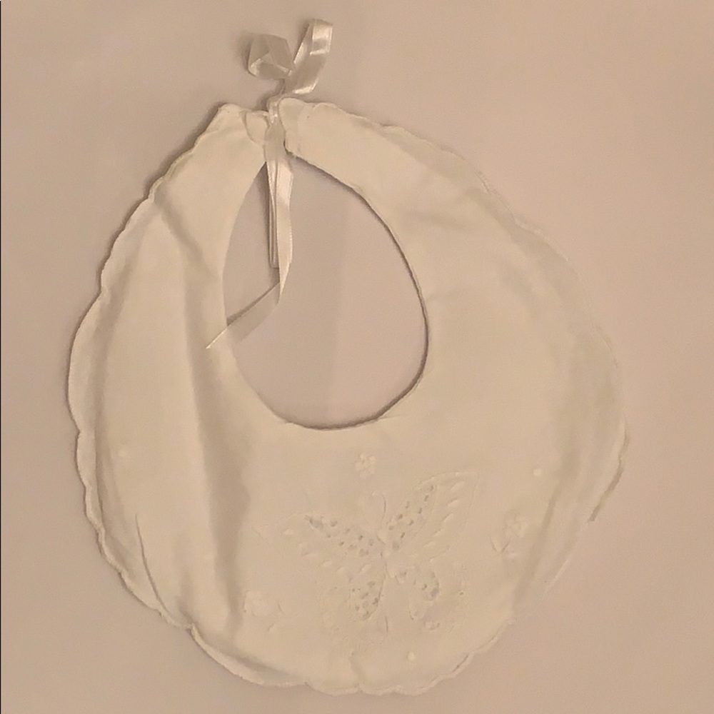 New Embroidered Butterfly baby bib B0601